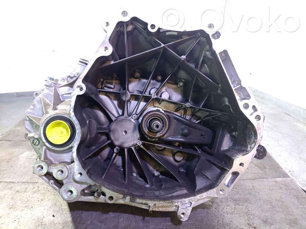 Mazda 3 Scatola del cambio manuale a 5 velocità 
