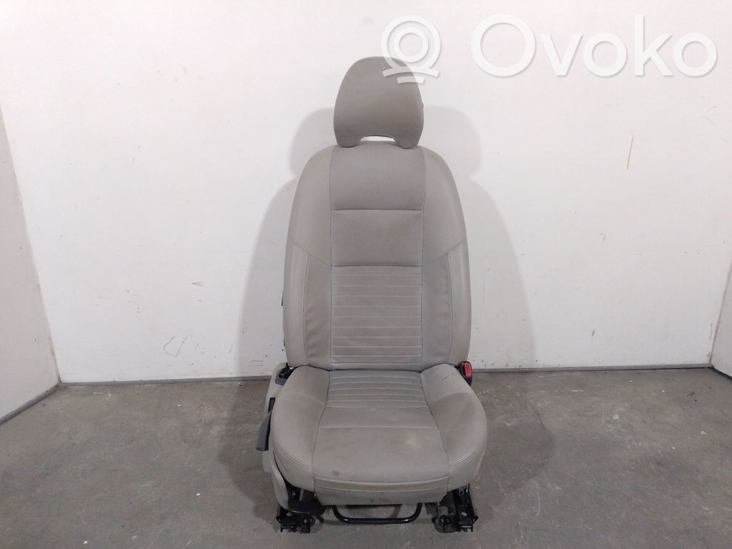 Volvo S40 Etumatkustajan istuin 