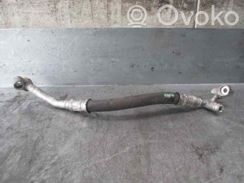 BMW X3 E83 Ilmastointilaitteen putki (A/C) 