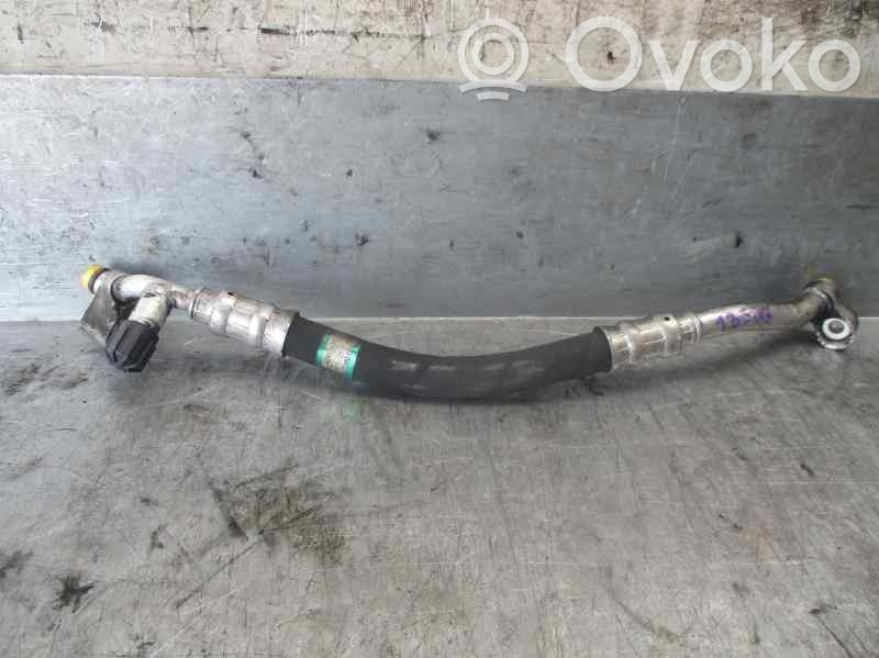 BMW X3 E83 Ilmastointilaitteen putki (A/C) 