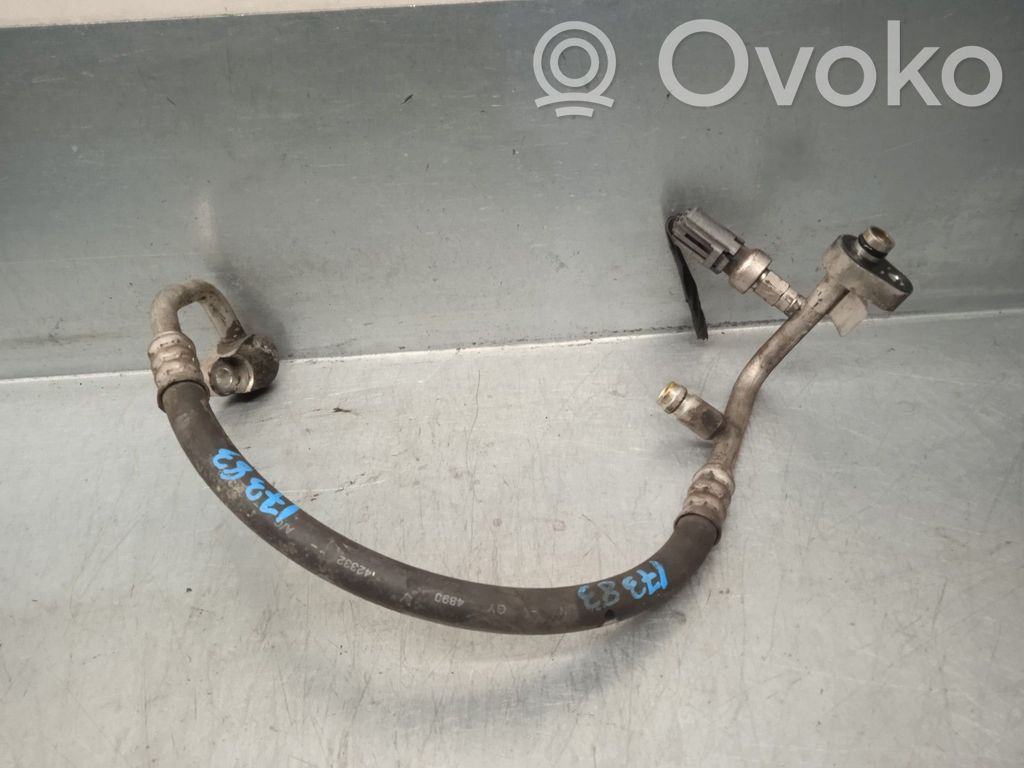 Dodge Avenger Ilmastointilaitteen putki (A/C) 
