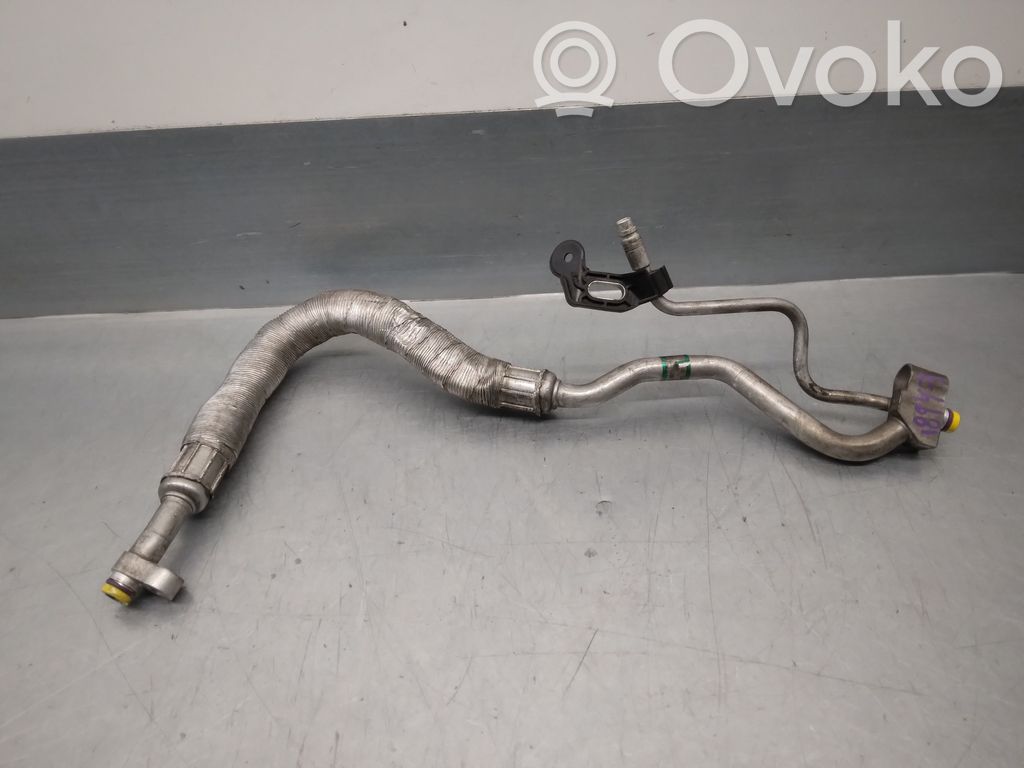 BMW X3 E83 Ilmastointilaitteen putki (A/C) 
