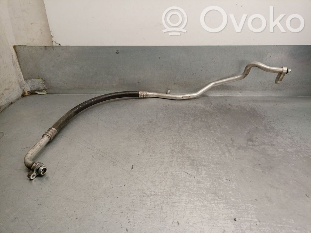 Mazda 3 III Ilmastointilaitteen putki (A/C) 