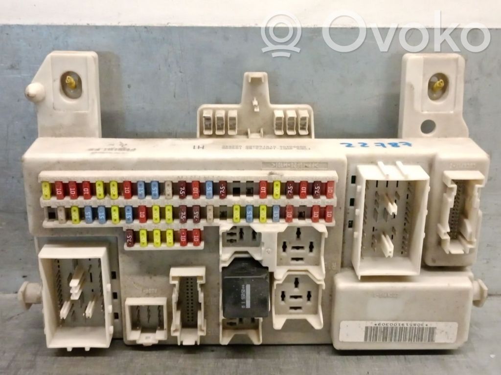 Ford Focus Drošinātāju kaste (komplekts) 
