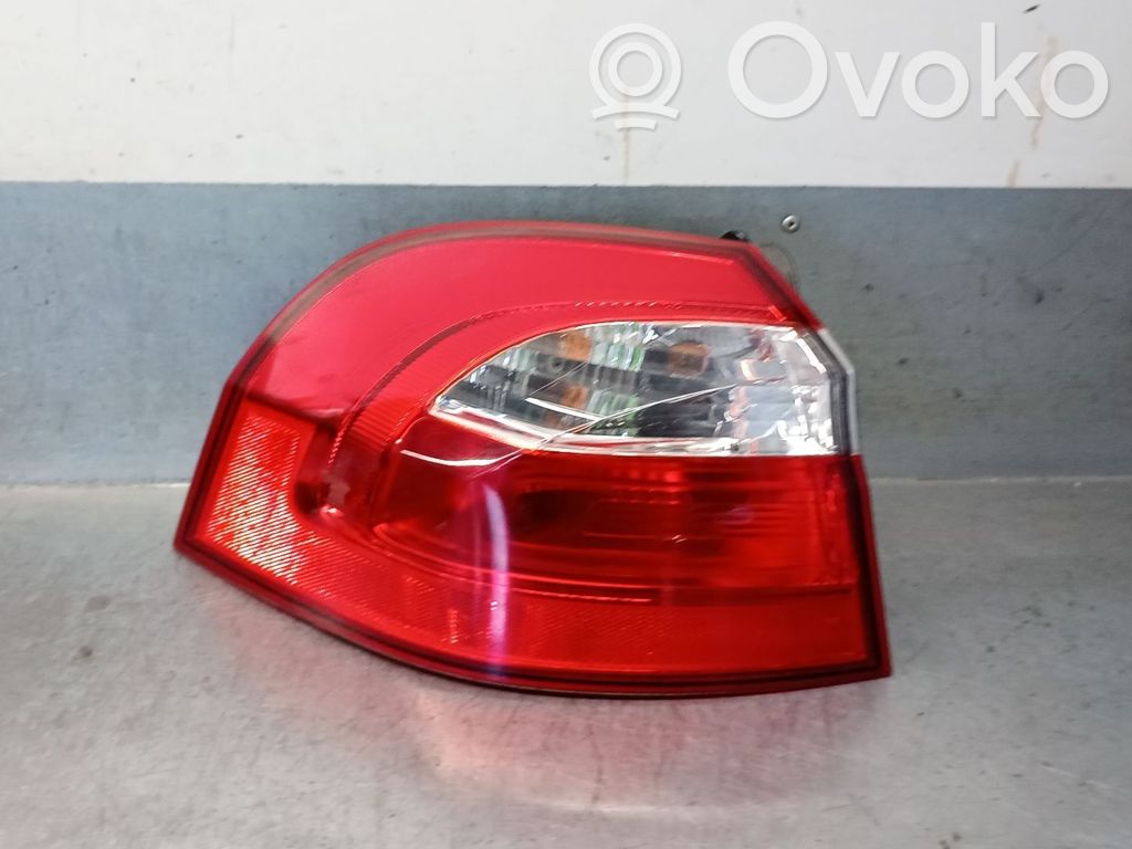 KIA Rio Galinis žibintas kėbule 