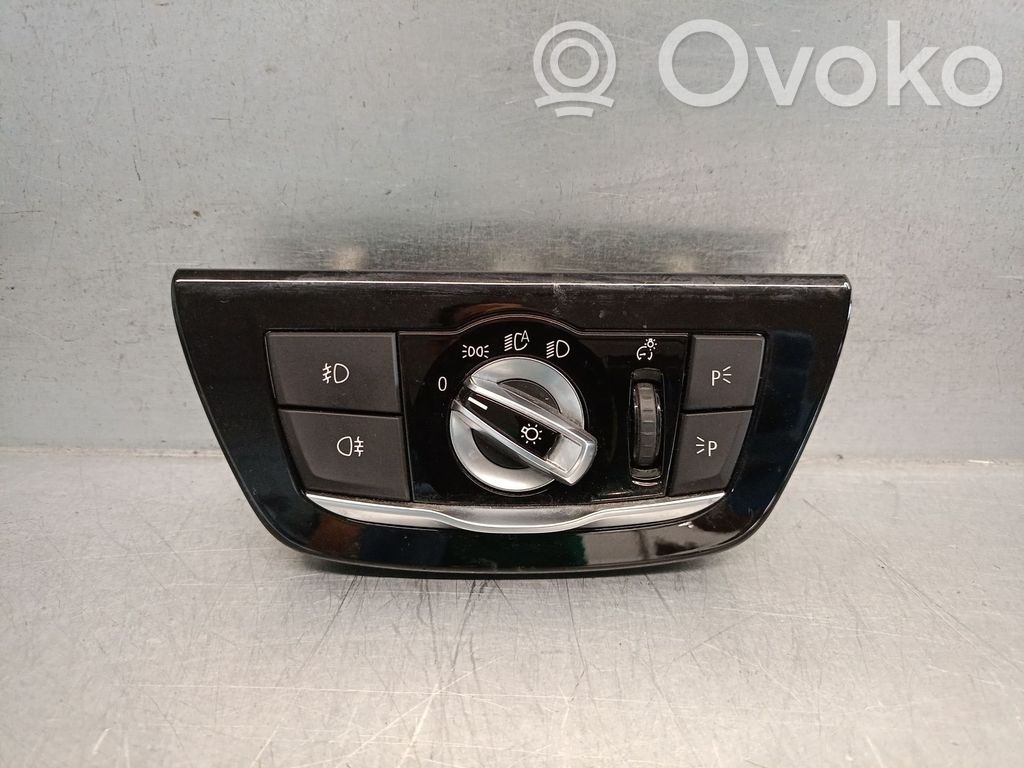 BMW 5 G30 G31 G38 Interruttore di regolazione dell’illuminazione del quadro 