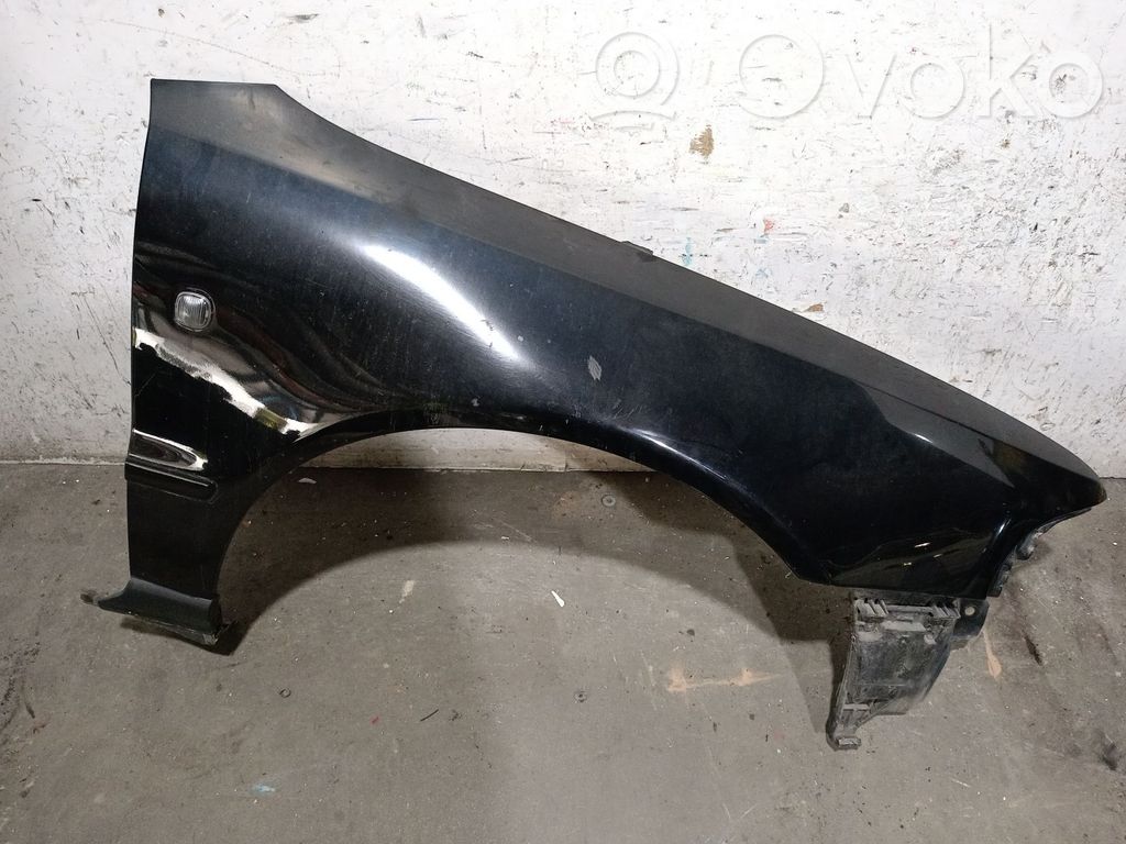 Audi A4 S4 B6 8E 8H Sparnas 