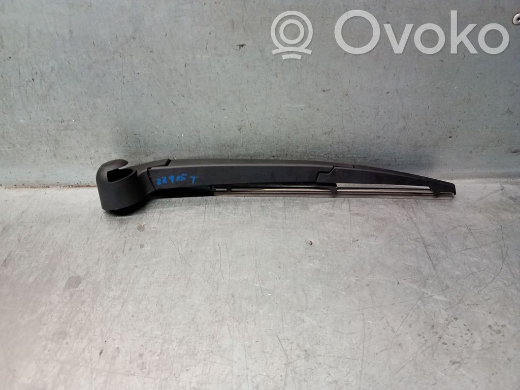 MG ZS Rear wiper blade arm 