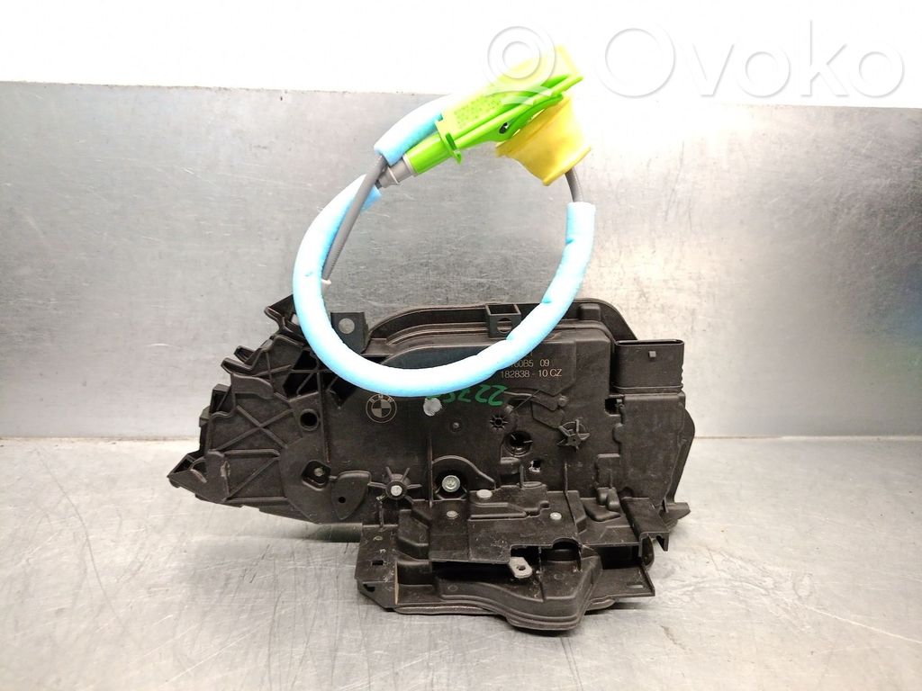 BMW X1 U11 Front door lock 