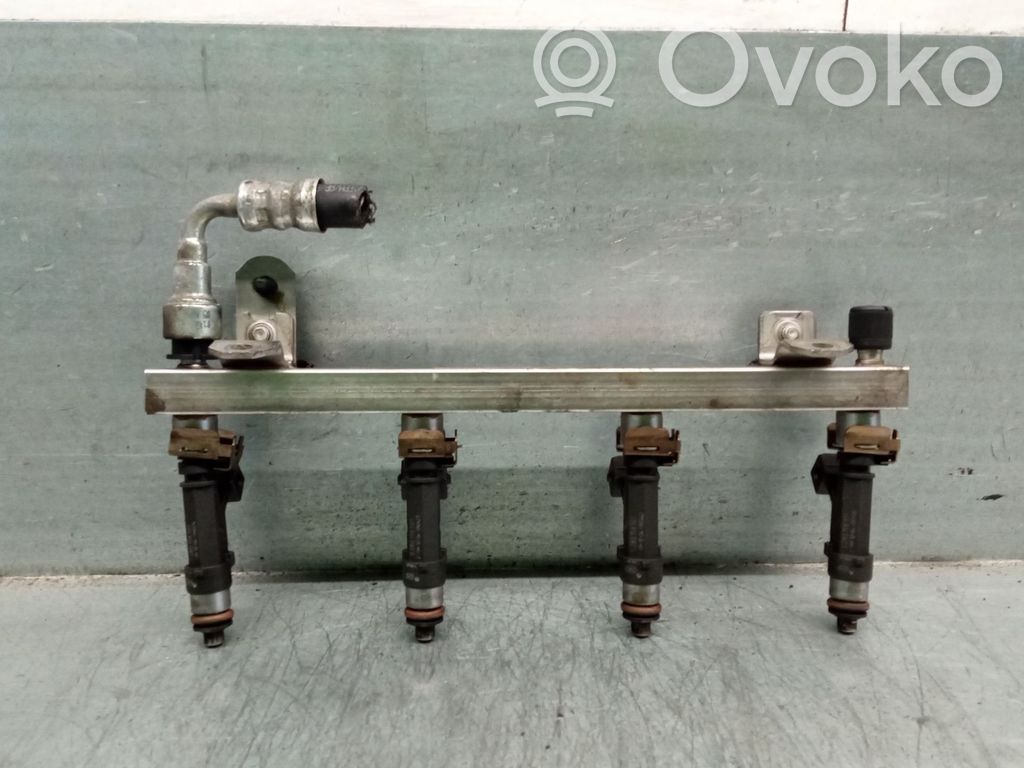 Opel Corsa C Rampa inyectora 