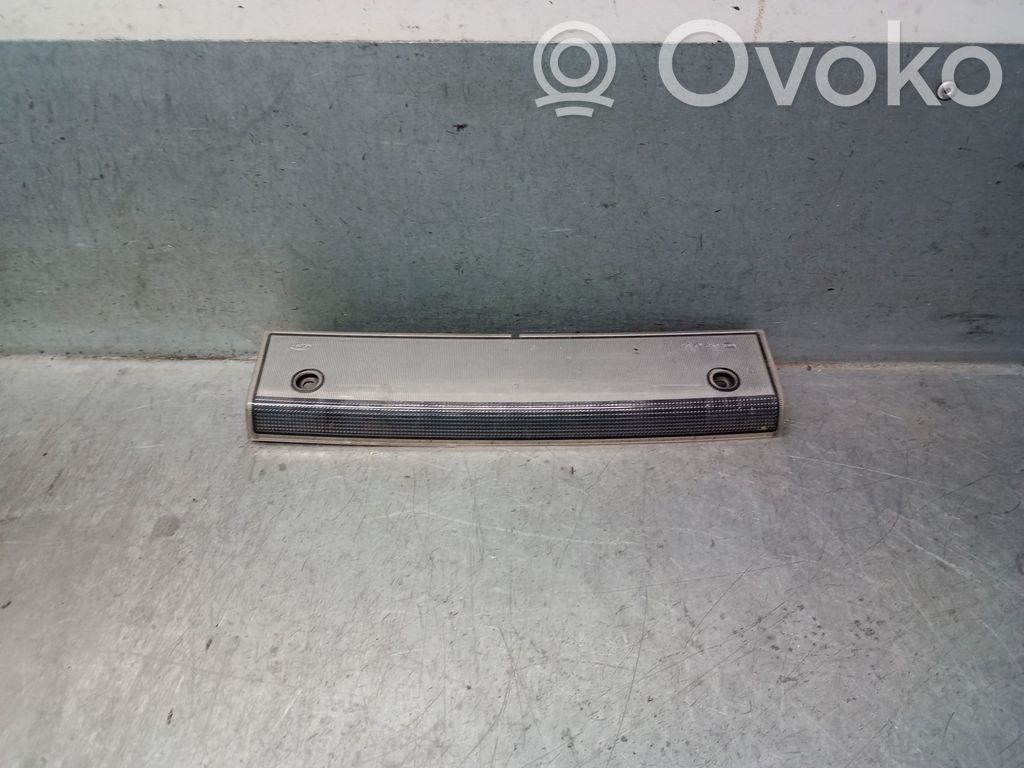Ford C-MAX I Kolmas/lisäjarruvalo 