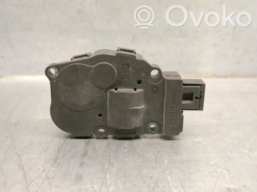 Interior heater climate box assembly housing   EFB331,929888G