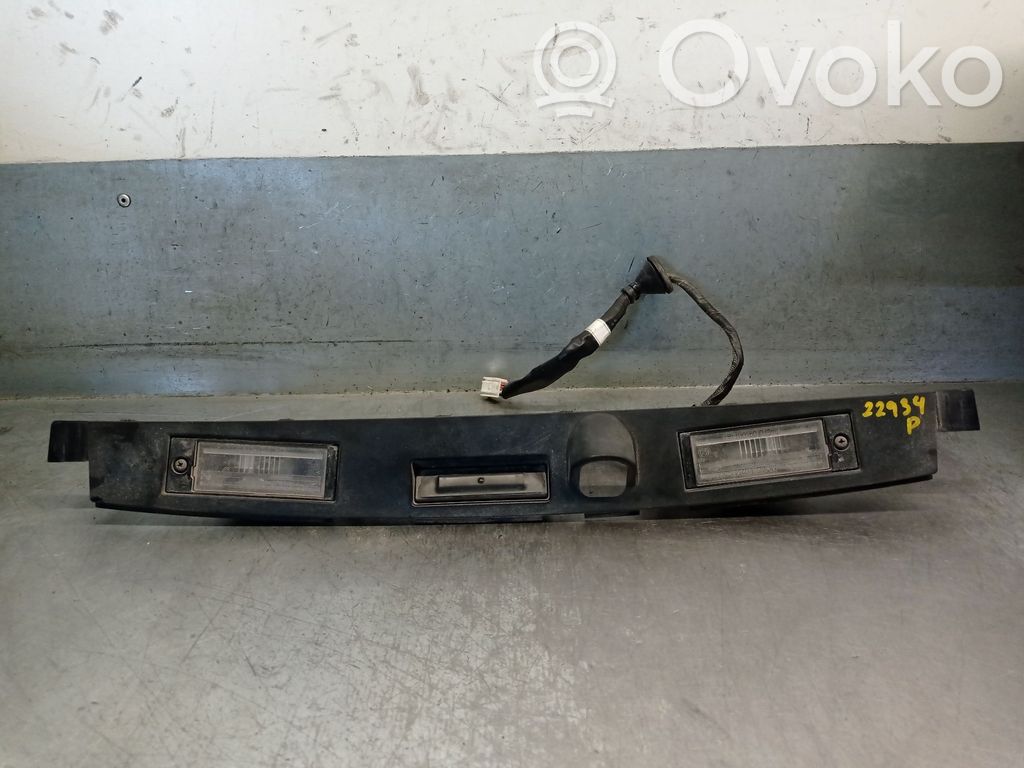 KIA Xceed Manecilla externa puerta trasera 