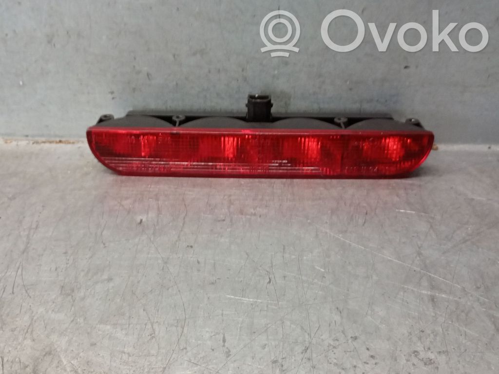 Audi A4 S4 B5 8D Third/center stoplight 