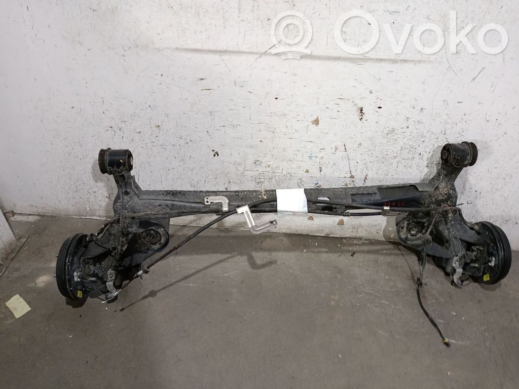 Hyundai i20 (BC3 BI3) Belka osi tylnej z reduktorem 