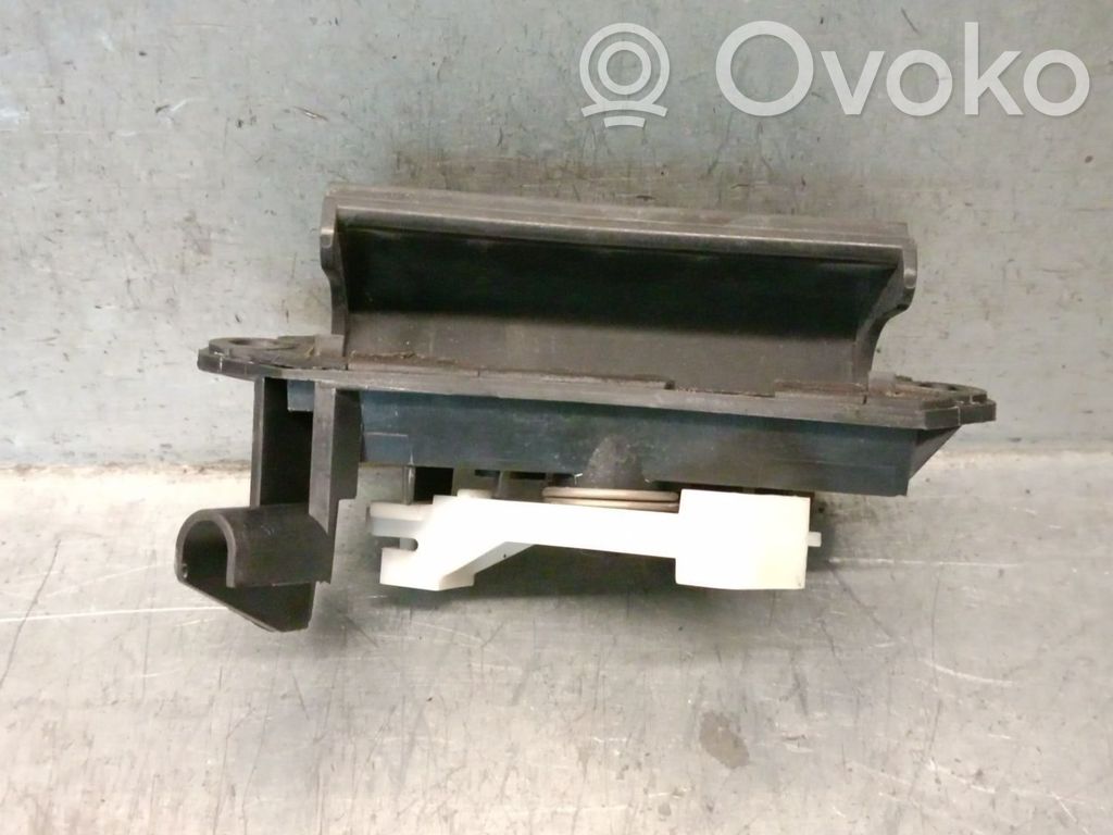 Toyota Corolla Verso E121 Rear door exterior handle 