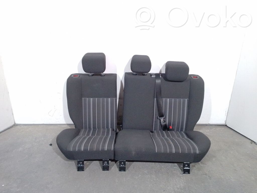 Ford Focus Takaistuin 
