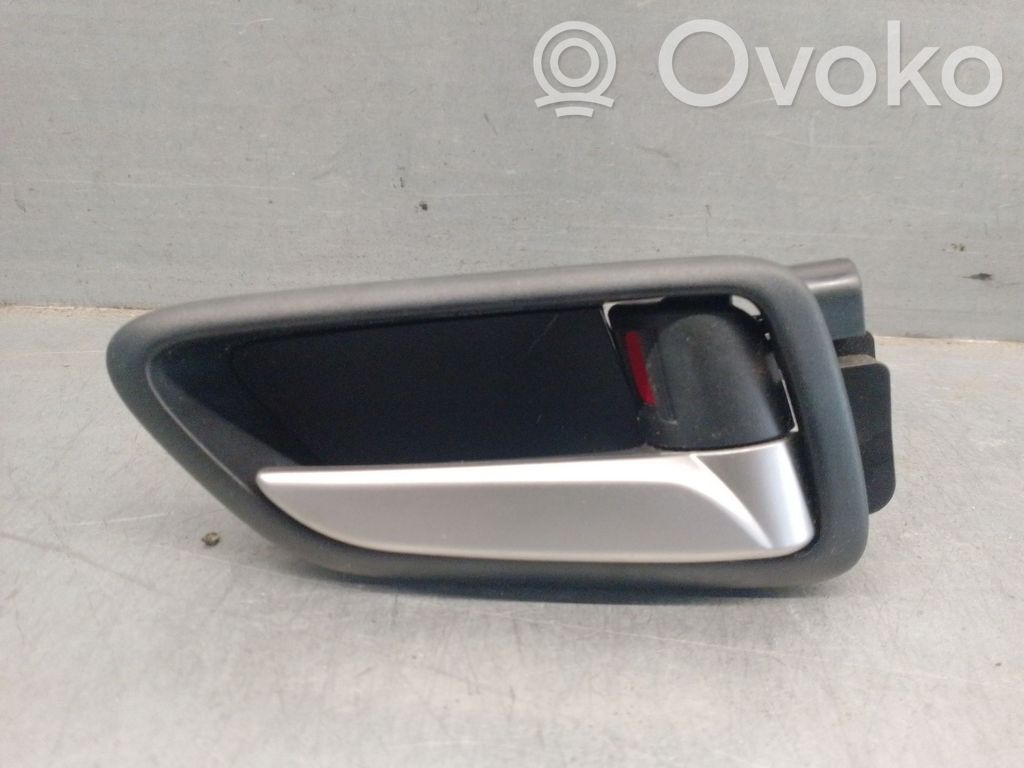 Mazda 2 Manecilla interna puerta delantera 