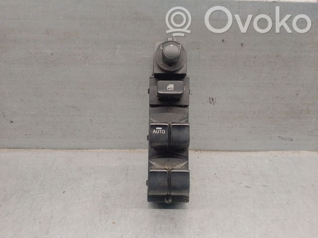 Mazda 2 Electric window control switch 