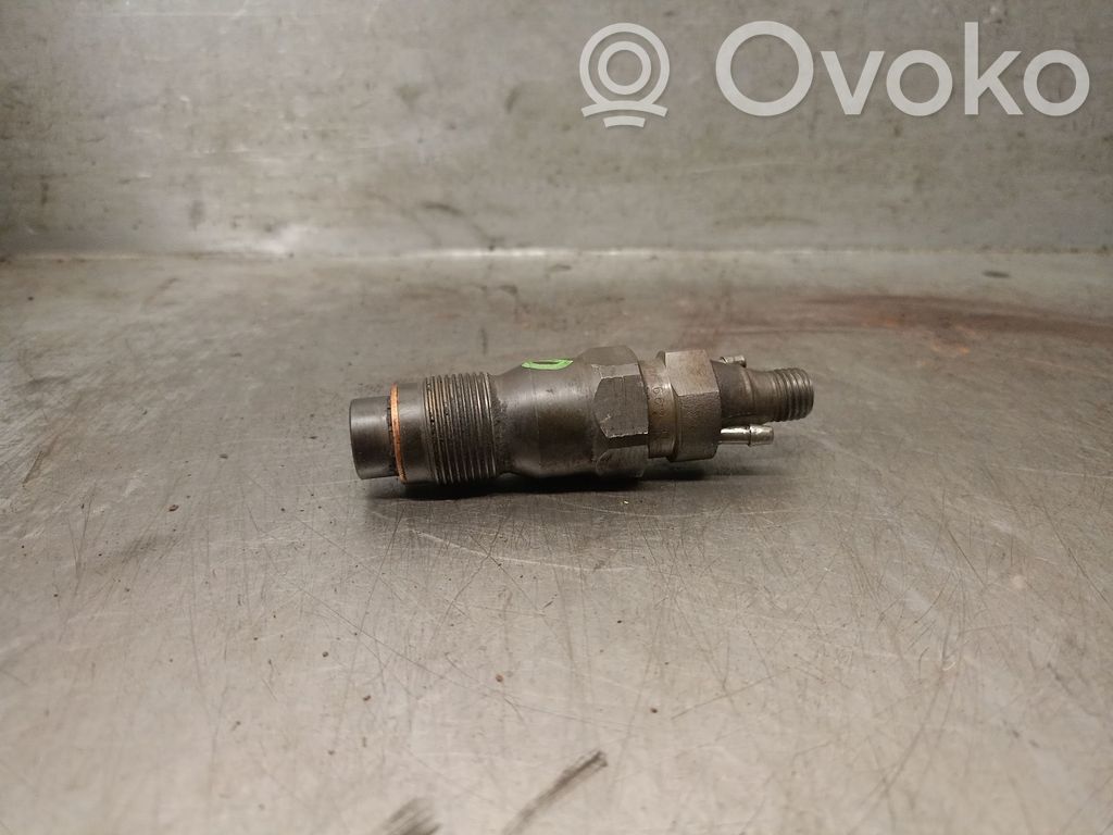 BMW 3 E36 Fuel injector 
