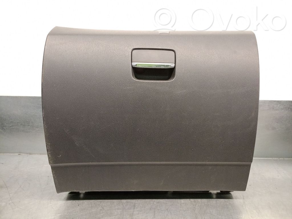 Guantera   A2466808101,A2466808101