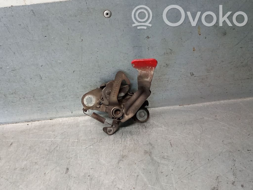 Citroen C4 Grand Picasso Kiinnityskoukku/-silmukka 