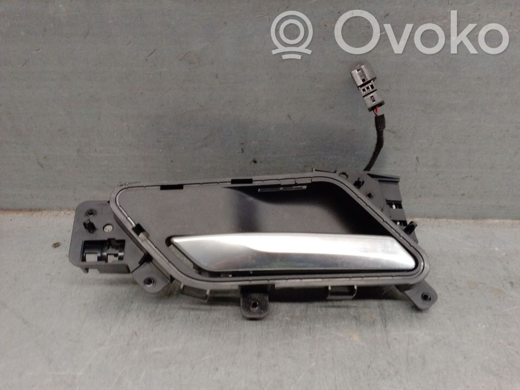 Jaguar XE Manecilla interna puerta trasera 