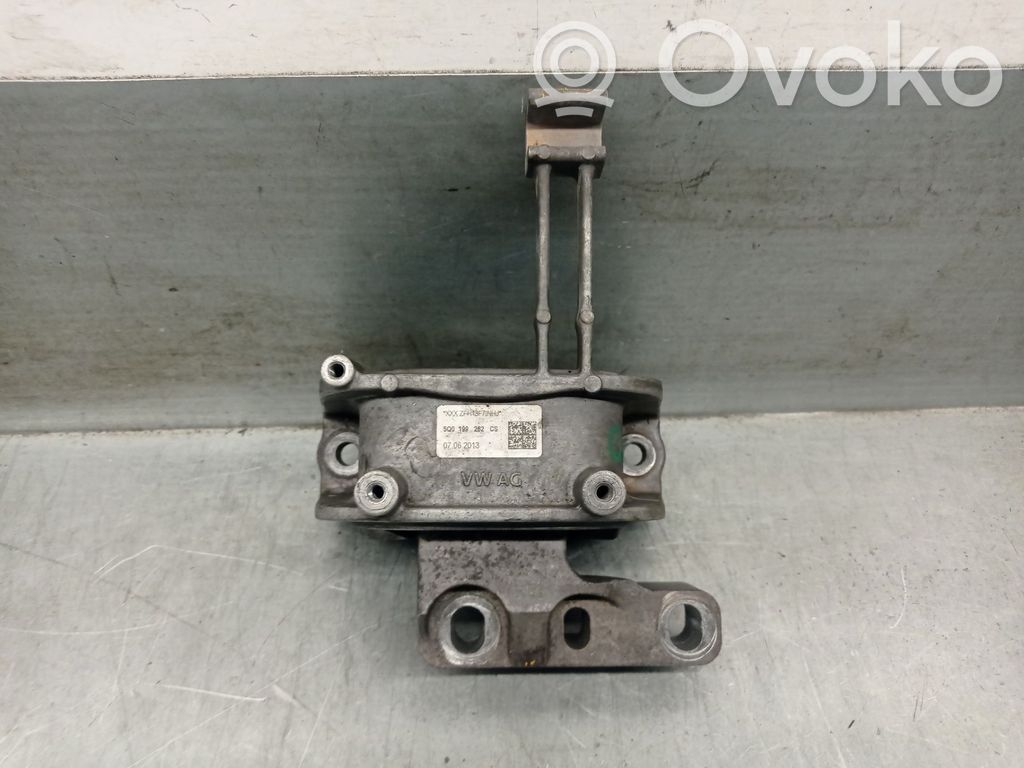 Engine mount bracket   5Q0199262CS,5Q0199262BJ