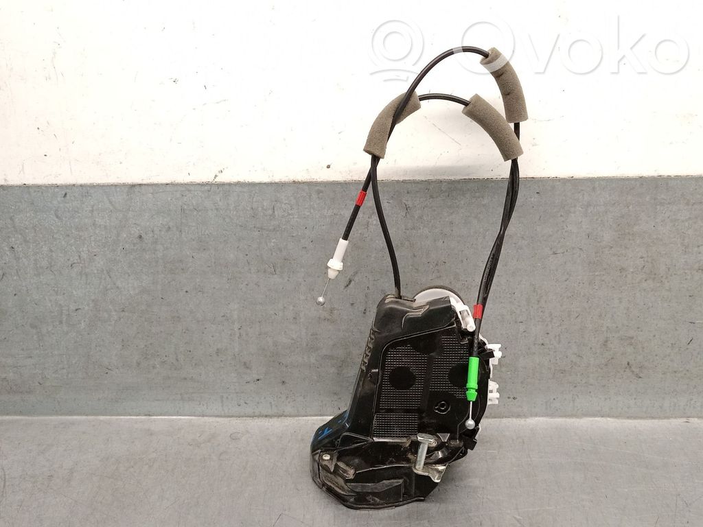 Toyota Yaris XP210 Încuietoare ușă spate