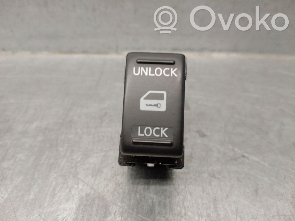 Nissan NV200 Multifunctional control switch/knob 
