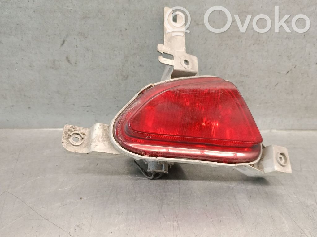 Mazda 2 Miglas lukturis aizmugurē 