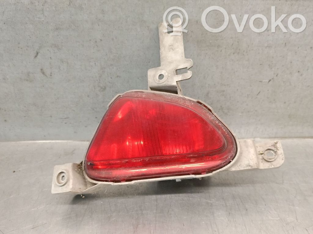 Mazda 2 Miglas lukturis aizmugurē 