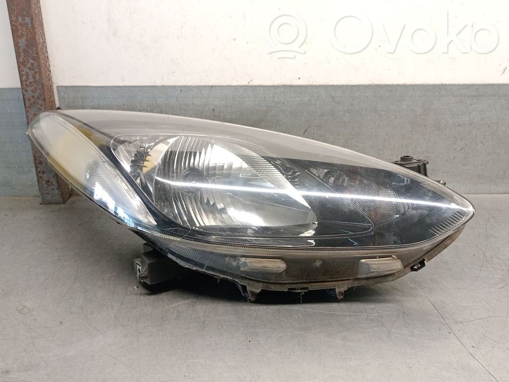 Mazda 2 Headlight/headlamp 