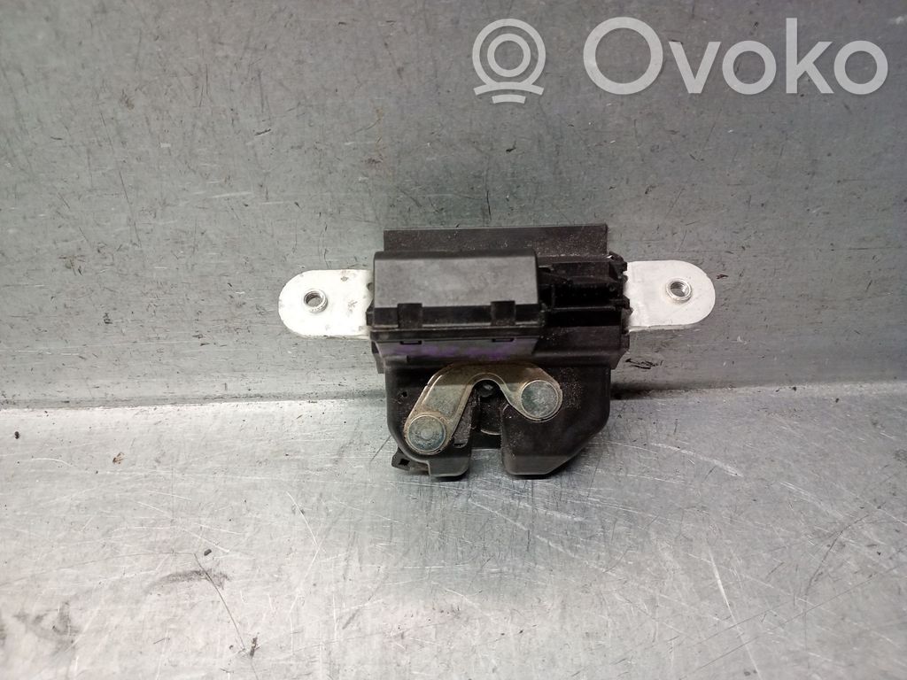 Lancia Delta III Tailgate lock latch 