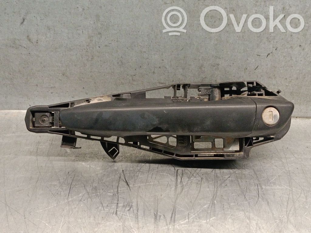Opel Vivaro Manecilla externa puerta trasera 