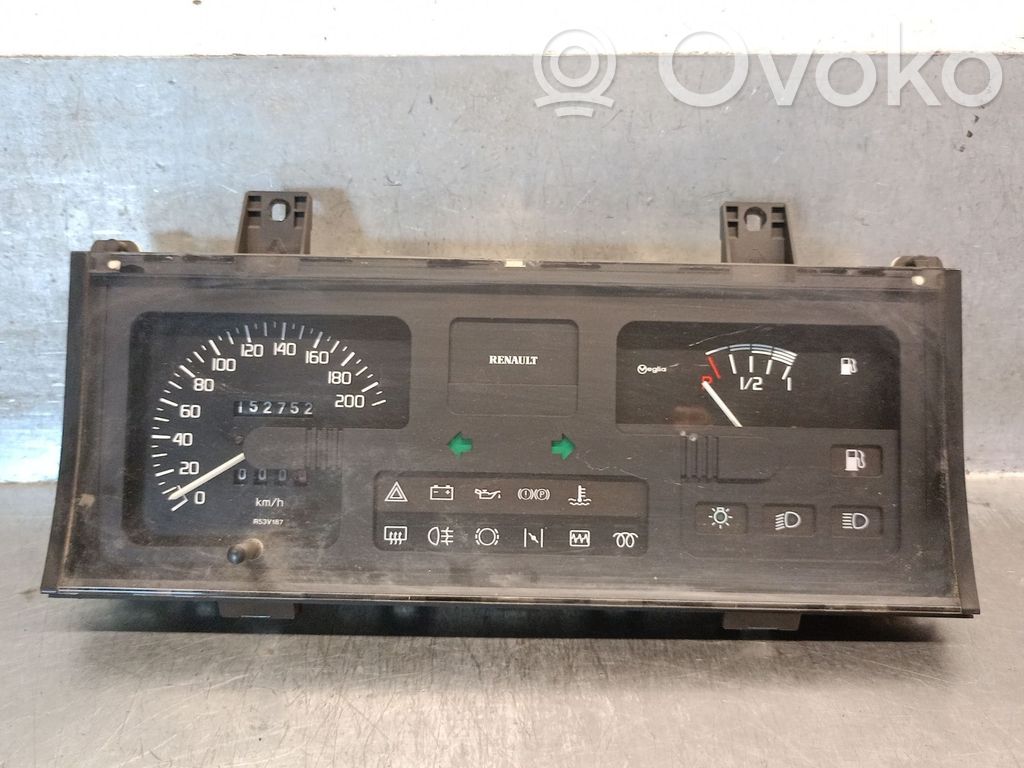 Renault Clio I Speedometer (instrument cluster) 