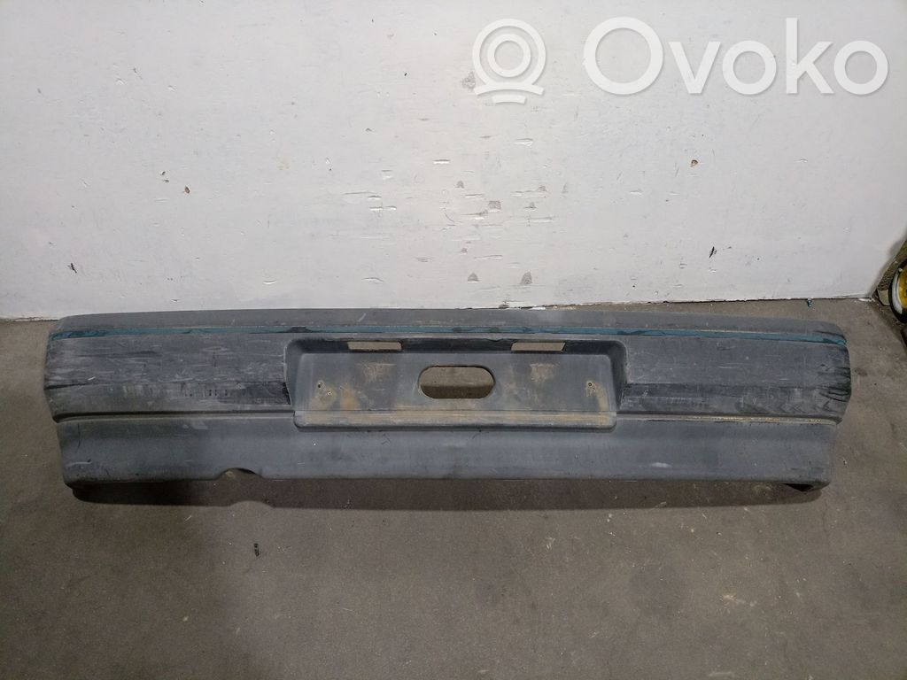 Renault Clio I Parachoques 