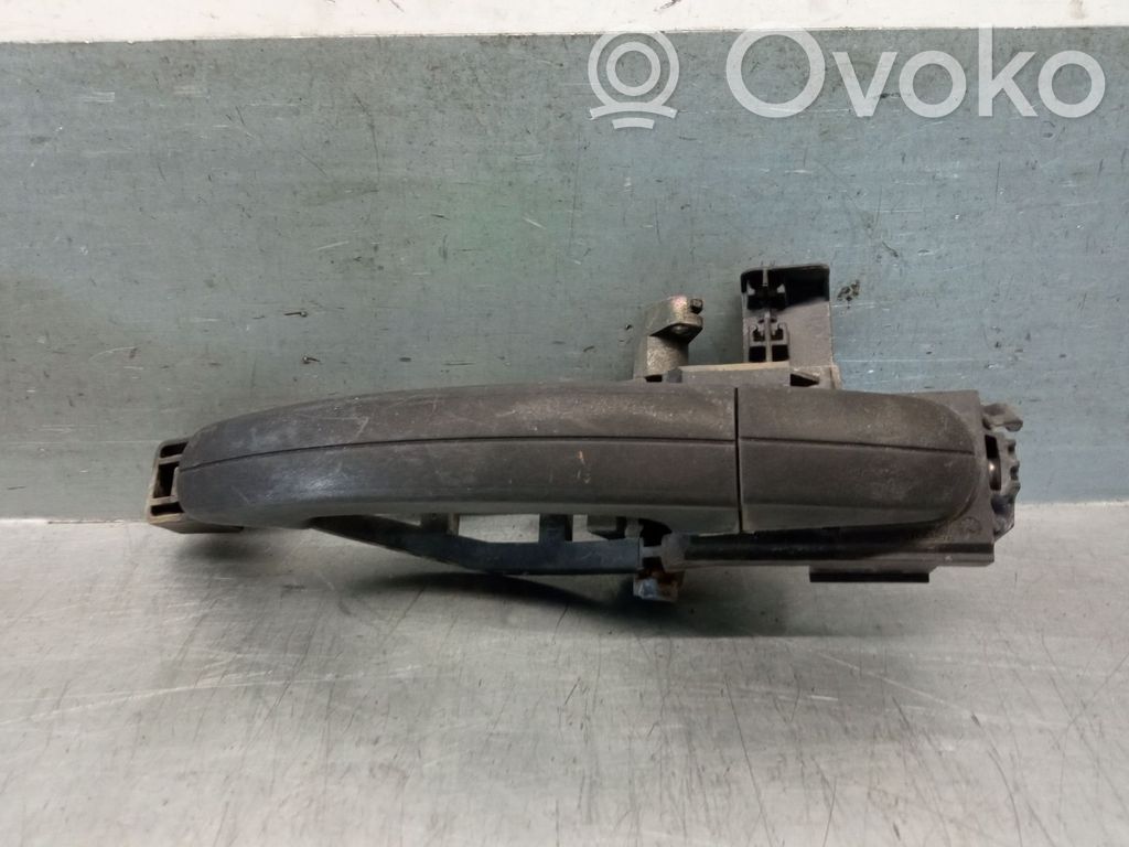 Ford Focus Manecilla externa puerta trasera 