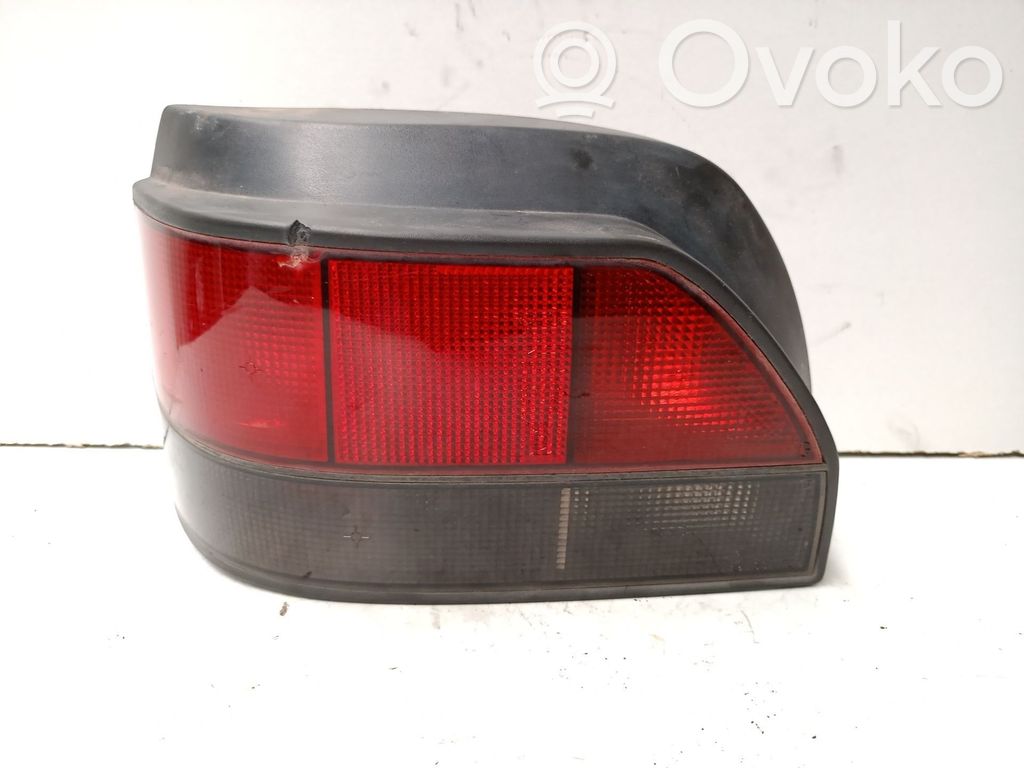 Renault Clio I Rear/tail lights 