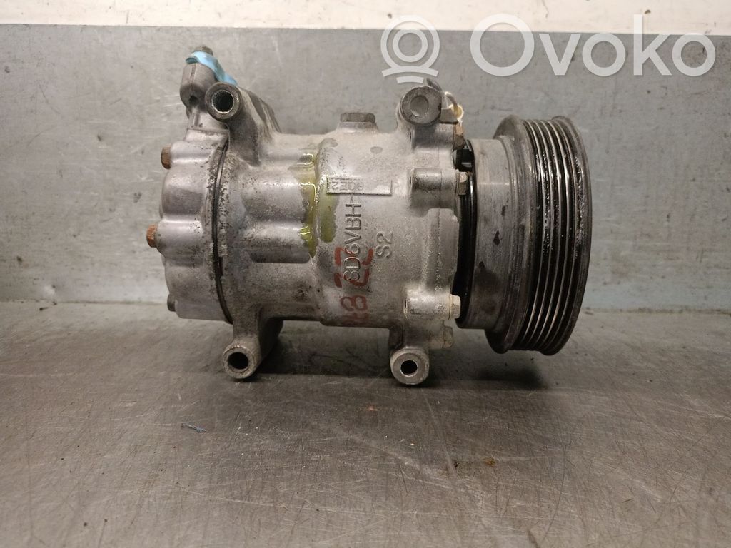 Compresseur de climatisation   8200315744,8200953358,SD6V12SANDEN