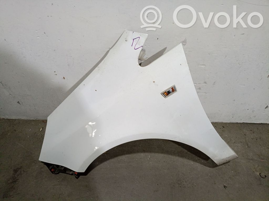 Opel Corsa D Spārns 