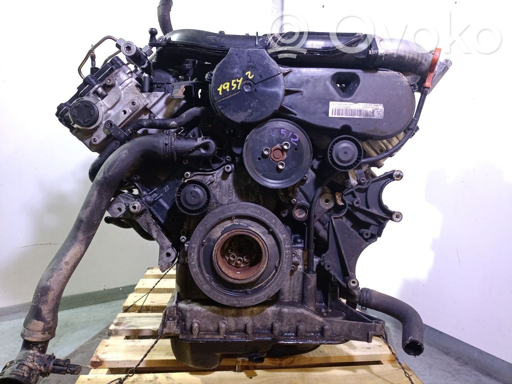 Volkswagen Touareg I Engine 