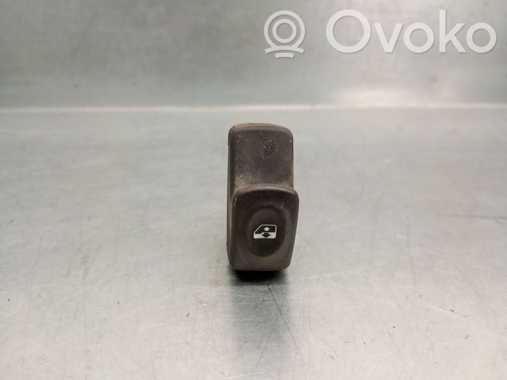 Dacia Logan Pick-Up Electric window control switch 
