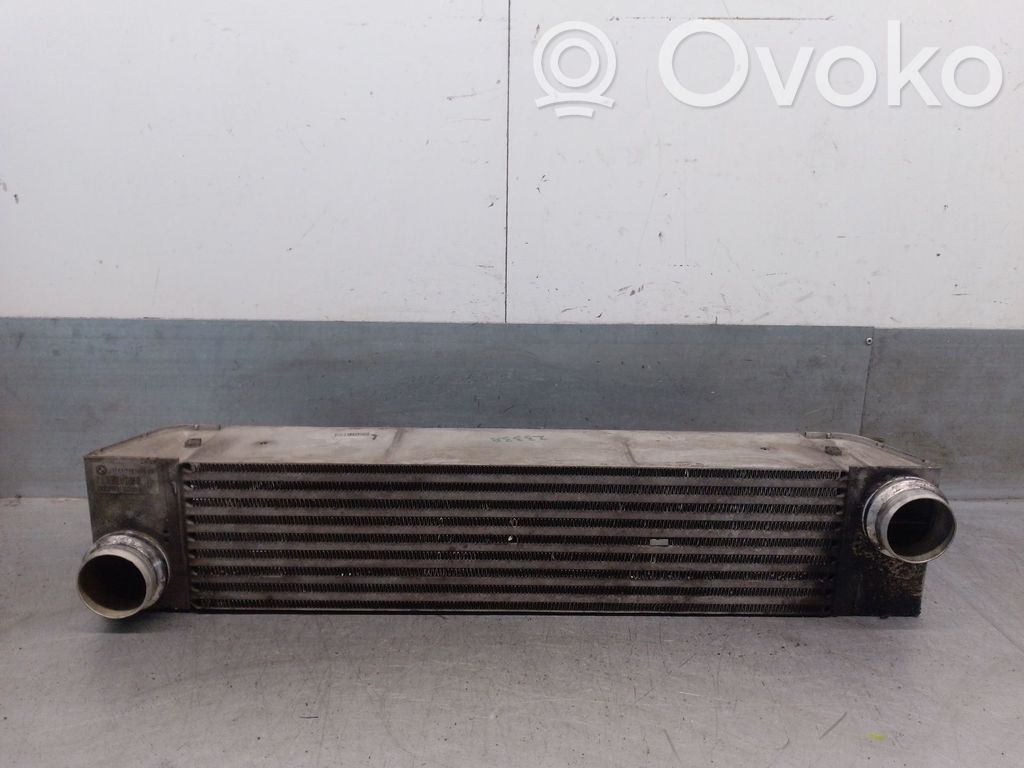 BMW 5 E60 E61 Intercooler radiator 