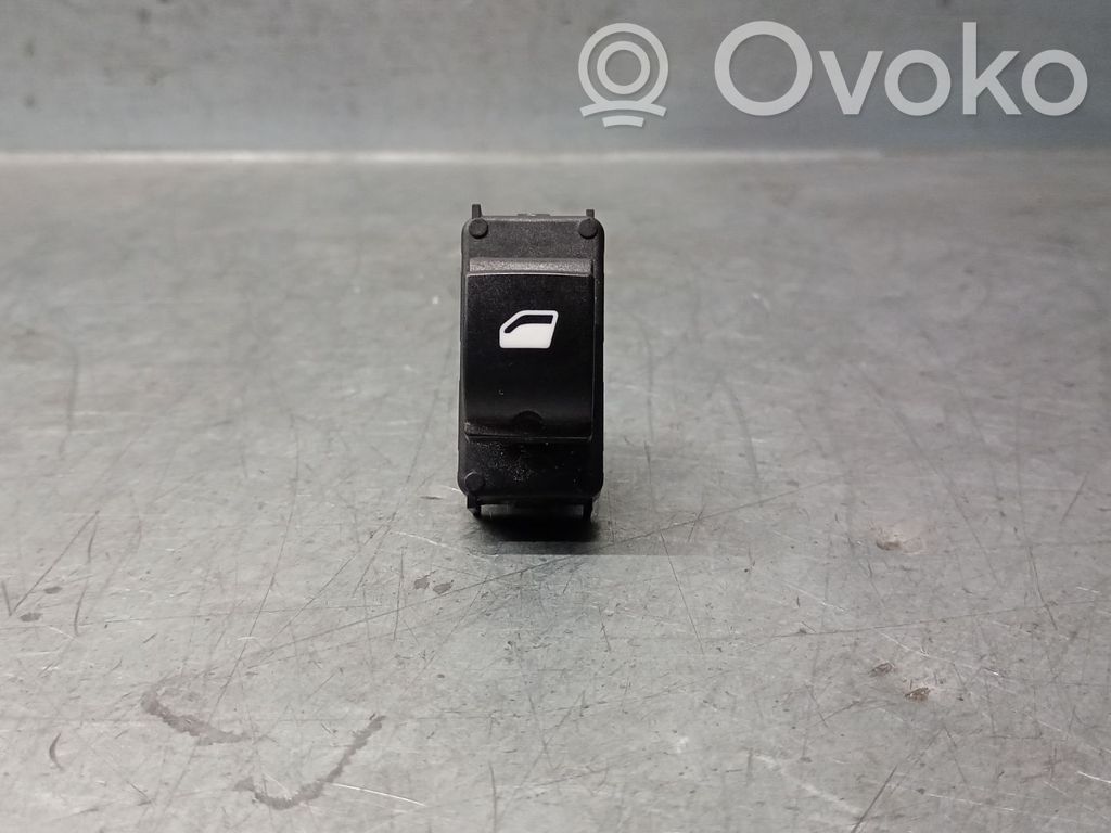Electric window control switch   6490FE,6490FE