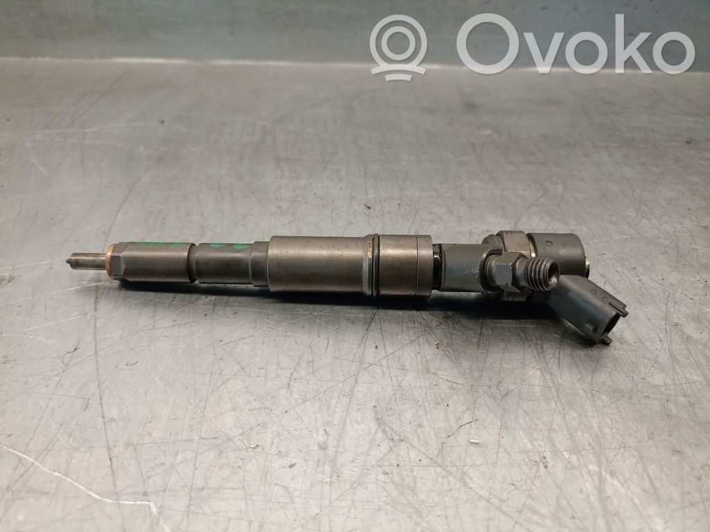 Inyector de combustible   7785984,0445110266BOSCH