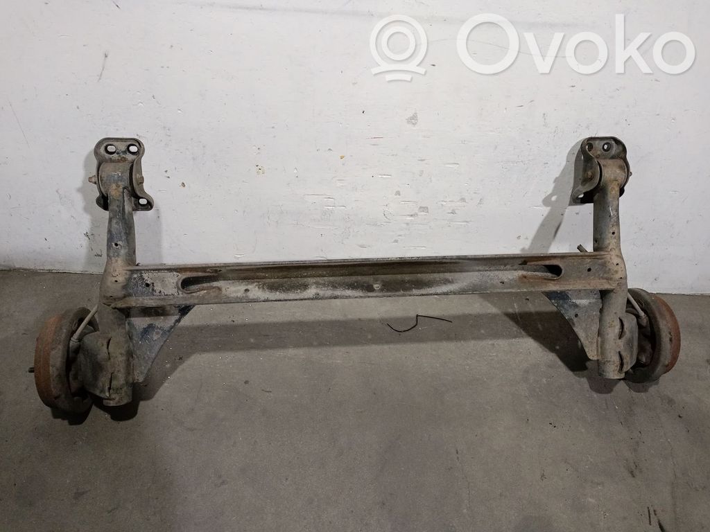 Ford Escort Galinis tiltas su reduktoriumi 