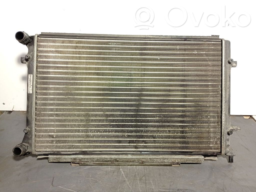 Volkswagen Touran I Radiatore di raffreddamento
