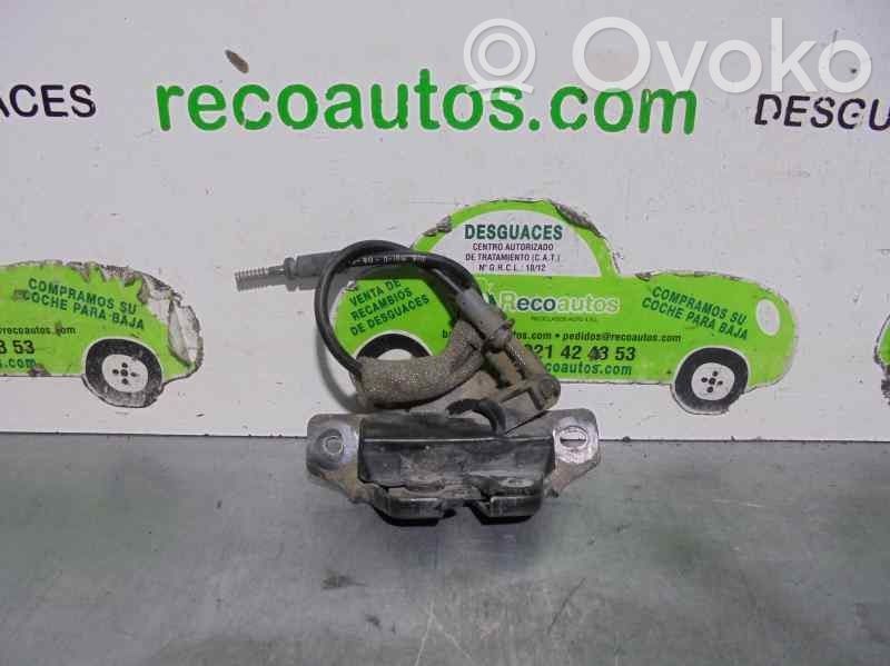 Peugeot Partner Rear door lock 