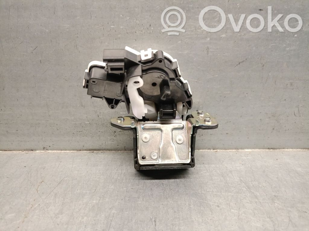 Mazda 3 Loquet de verrouillage de hayon 